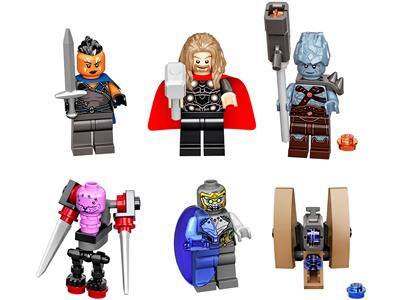 Left. LEGO - LEGO 40525 Endgame Battle Blister Pack Marvel.