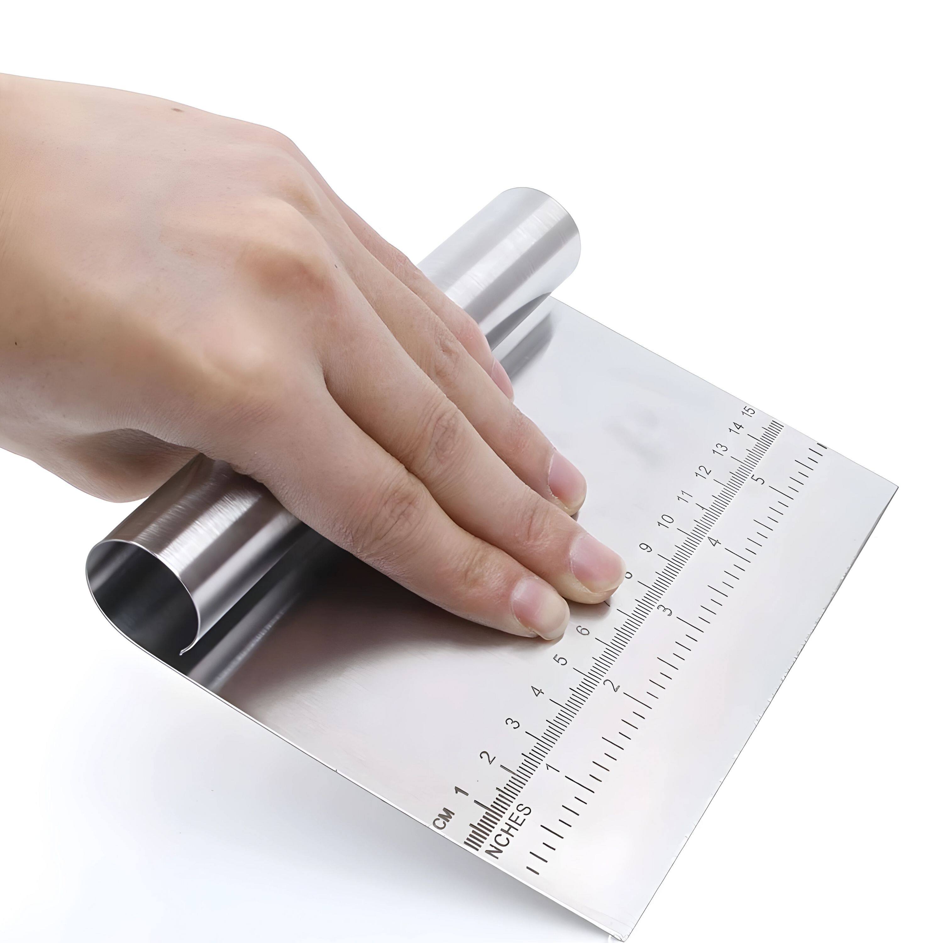 CM 1 2 3 4 5 6 7 8 9 10 11 12 13 14 15  
INCHES 1 2 3 4 5 6 7 8 9 10 11 12 13 14 15