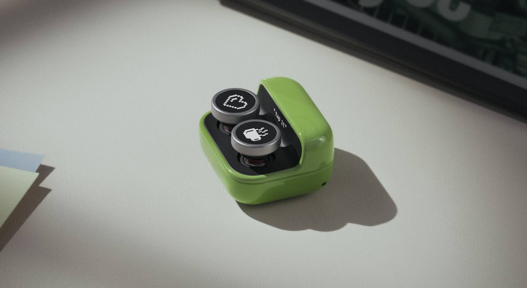 Alt View 4. BOOX - BOOX Tappy Wireless Page Turner.