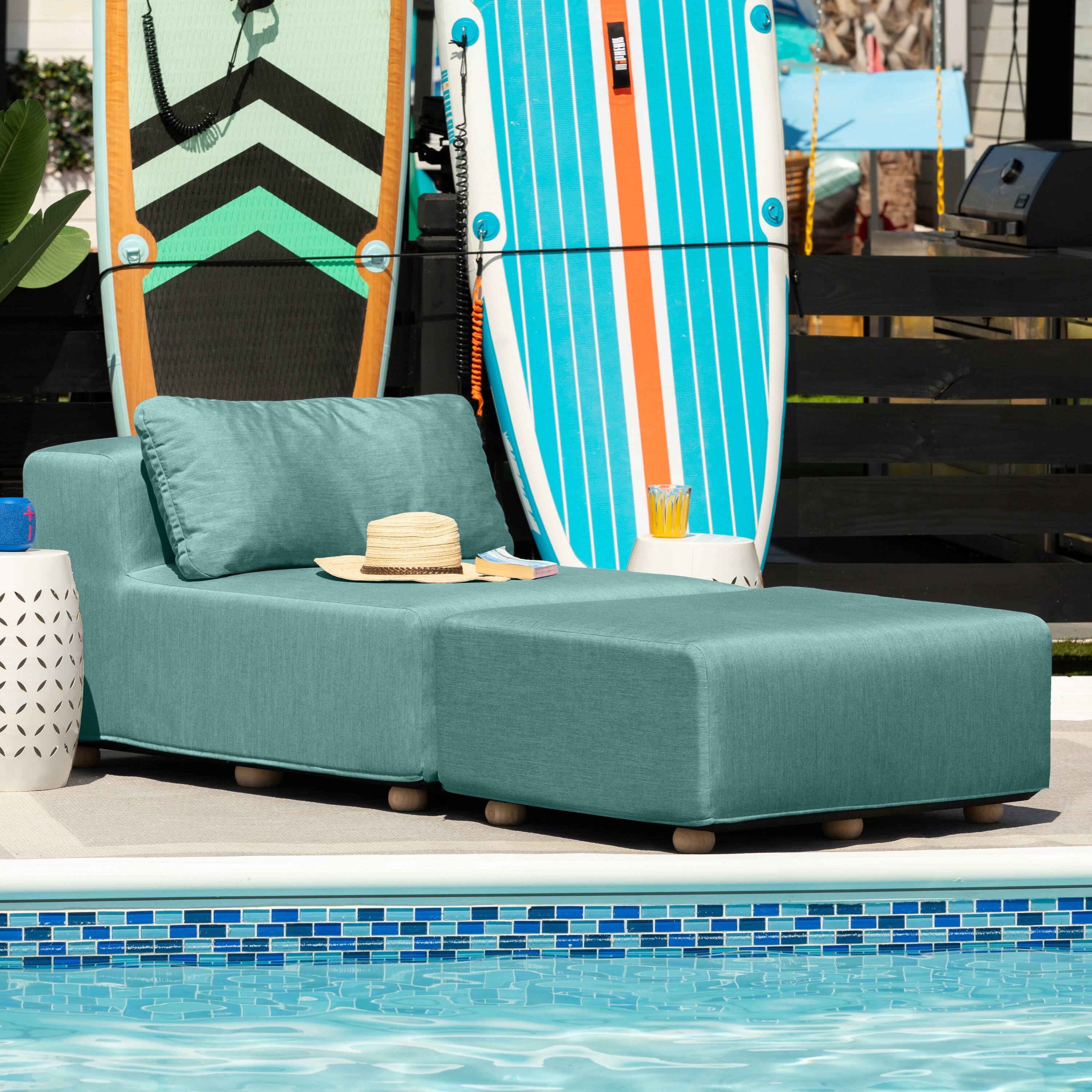 Angle. Jaxx - Jaxx Vada Outdoor Sun Lounger Luxury Modular Chaise & Ottoman with Sunbrella Fabric & Waterproof Cover, Sunbrella Breeze - Breeze.