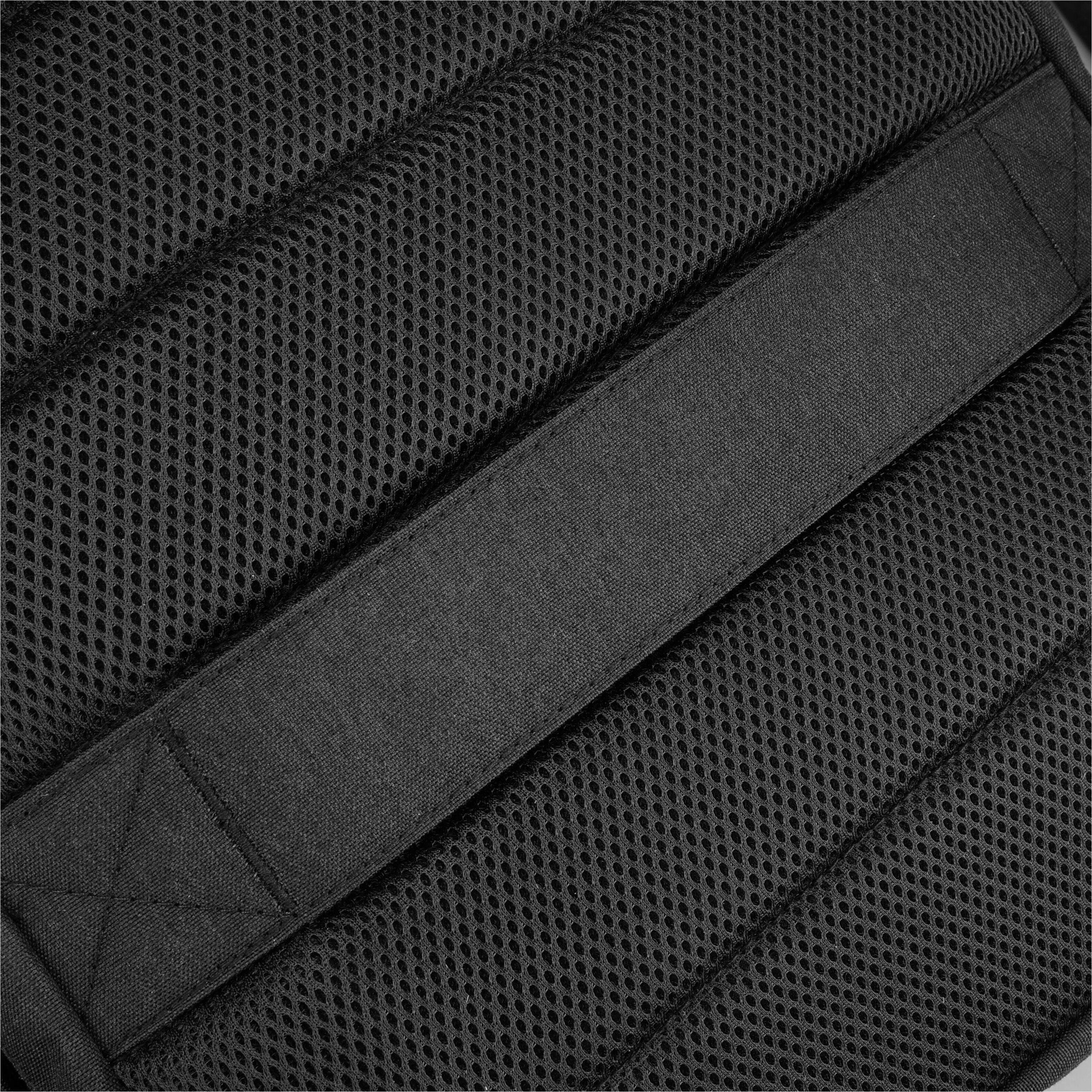 Alt View 25. Swissdigital Design - BERG L TSA-Friendly Backpack With USB Charging Port  RFID Protection and Fits Up to 16″ Laptop - Dark Green.