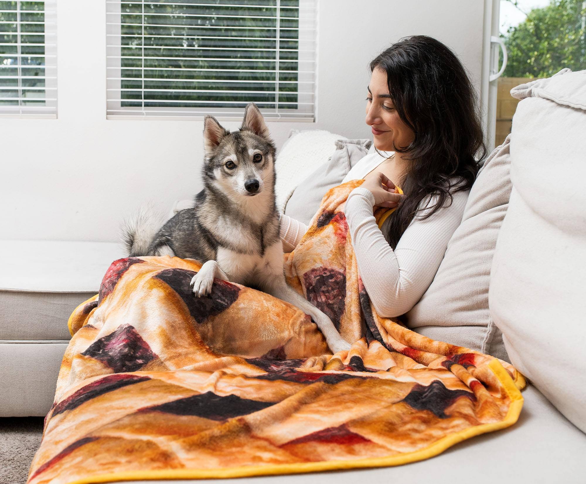 Alt View 4. Toynk - Cherry Pie Round Fleece Throw Blanket | 60 Inches - Red.