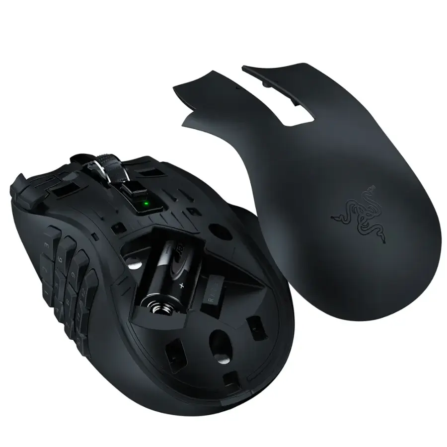 The text on the image is "195 Razer."