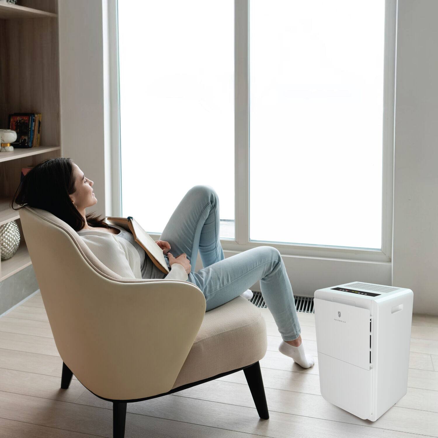 Alt View 10. Friedrich - 50-Pint Dehumidifier, 16-Pint Bucket Capacity - White.