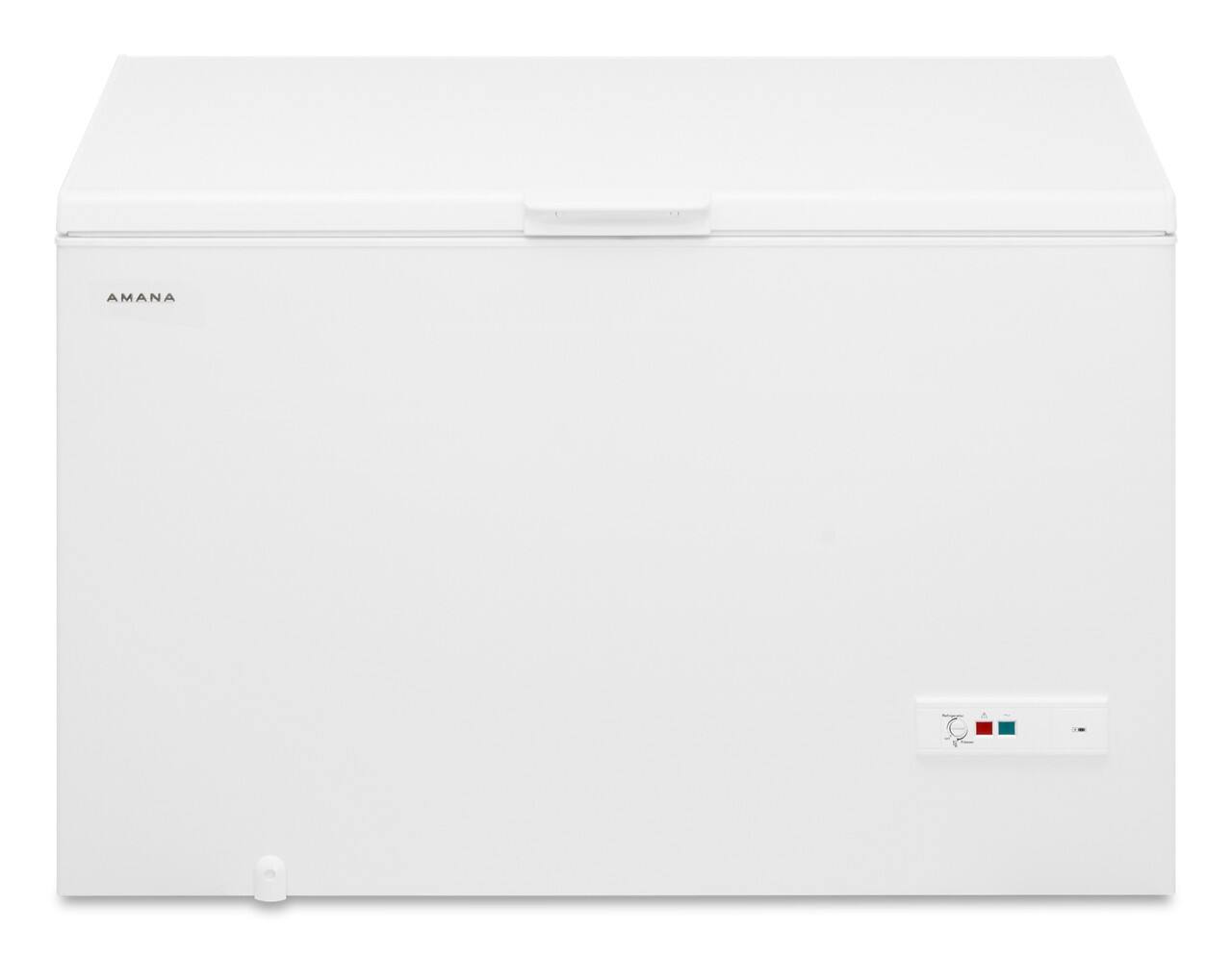 Front. Amana - 16 Cu. Ft. Chest Freezer with Basket - White.