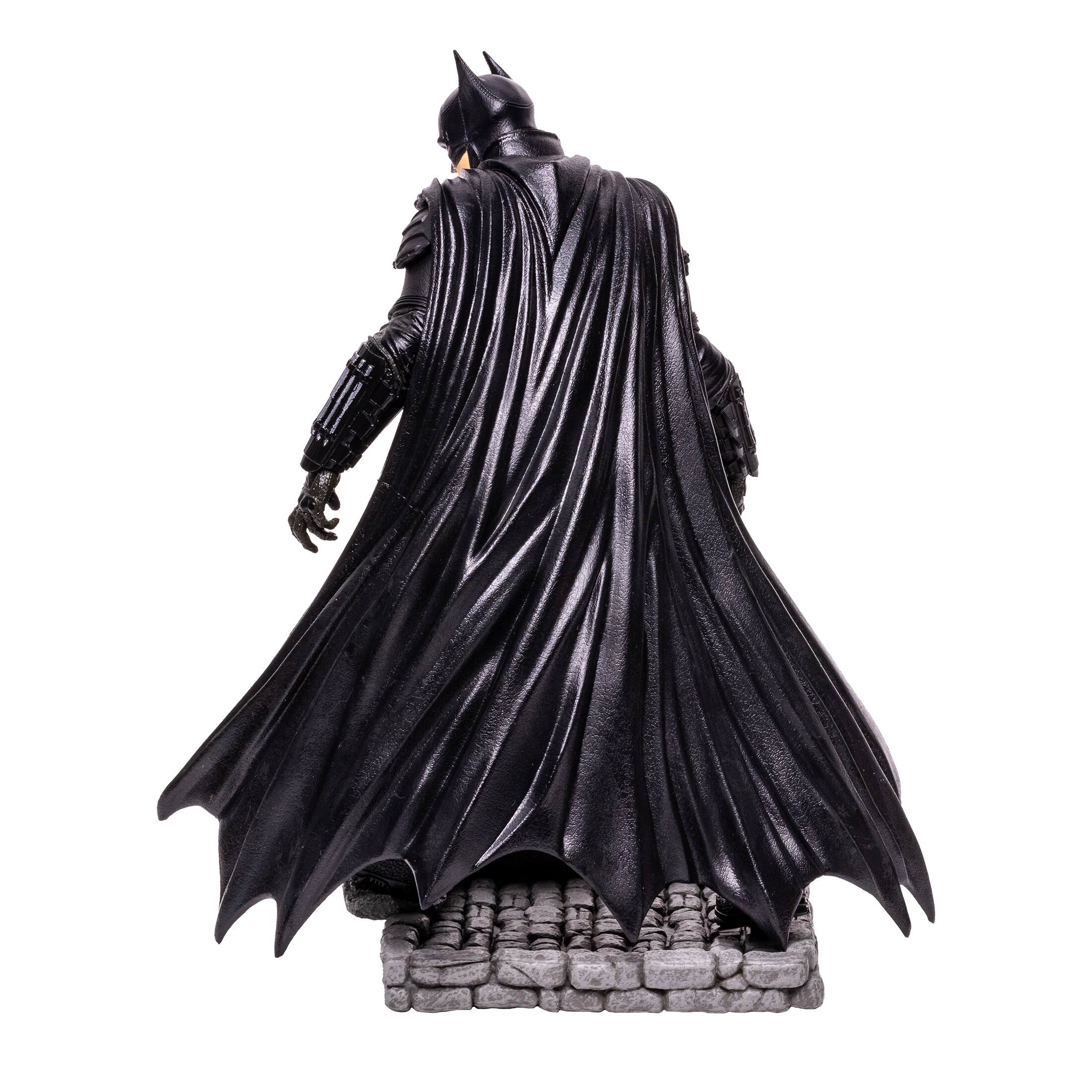 Alt View 14. McFarlane Toys - DC: The Batman Movie - Batman 12" Posed Statue.