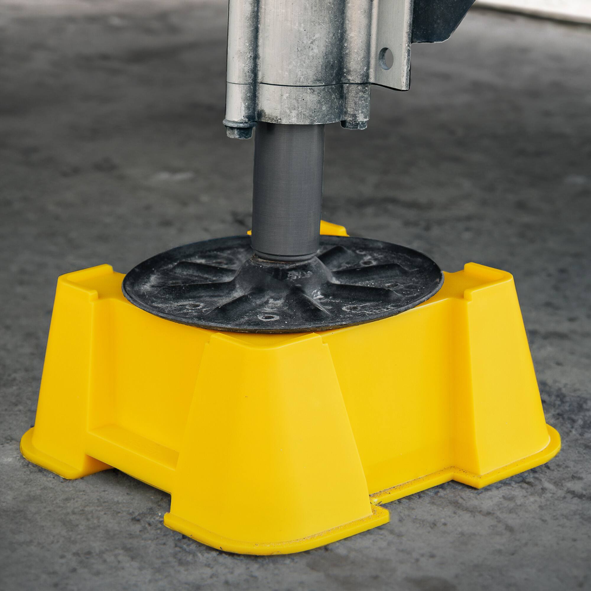 Alt View 3. Camco - Camco FasTen Big Blocks RV Stabilizing Jack Supports with T-Handle, 2-Pack.
