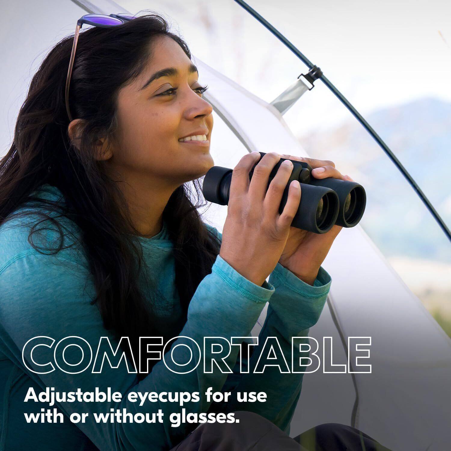 COMFORTABLE  
Adjustable eyecups for use with or without glasses.