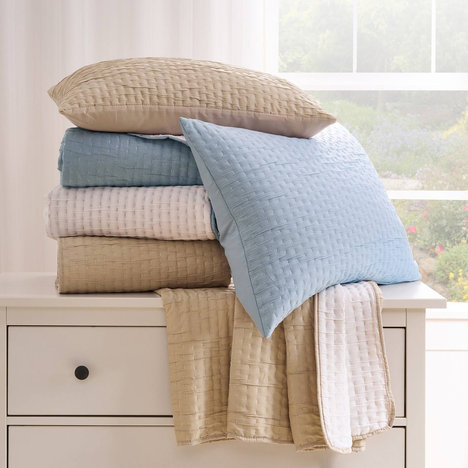 Alt View 1. Greenland Home Fashions - Greenland Home Fashions Homestead 100% Woven Polyester Jacquard 3-Piece Full/Queen Coverlet Set Sky Blue - Sky Blue.