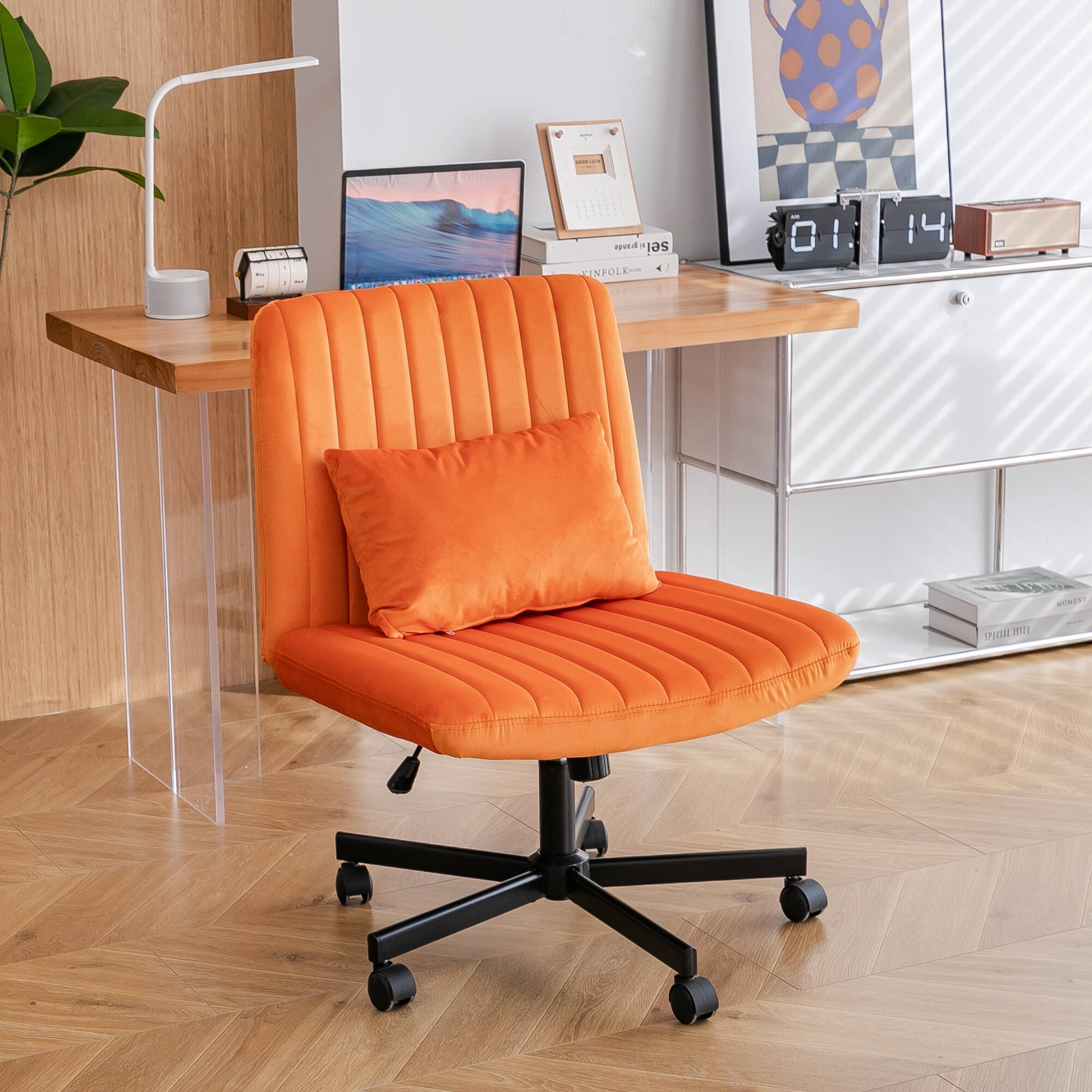 The text in the image appears to be a mix of letters and numbers. Here is the corrected and grouped version:

- "Noda sei CINFOLR 0 I 14 NUWO OE m"

This seems to be a jumbled or encoded message. Without additional context, it's difficult to determine the exact meaning or correction.