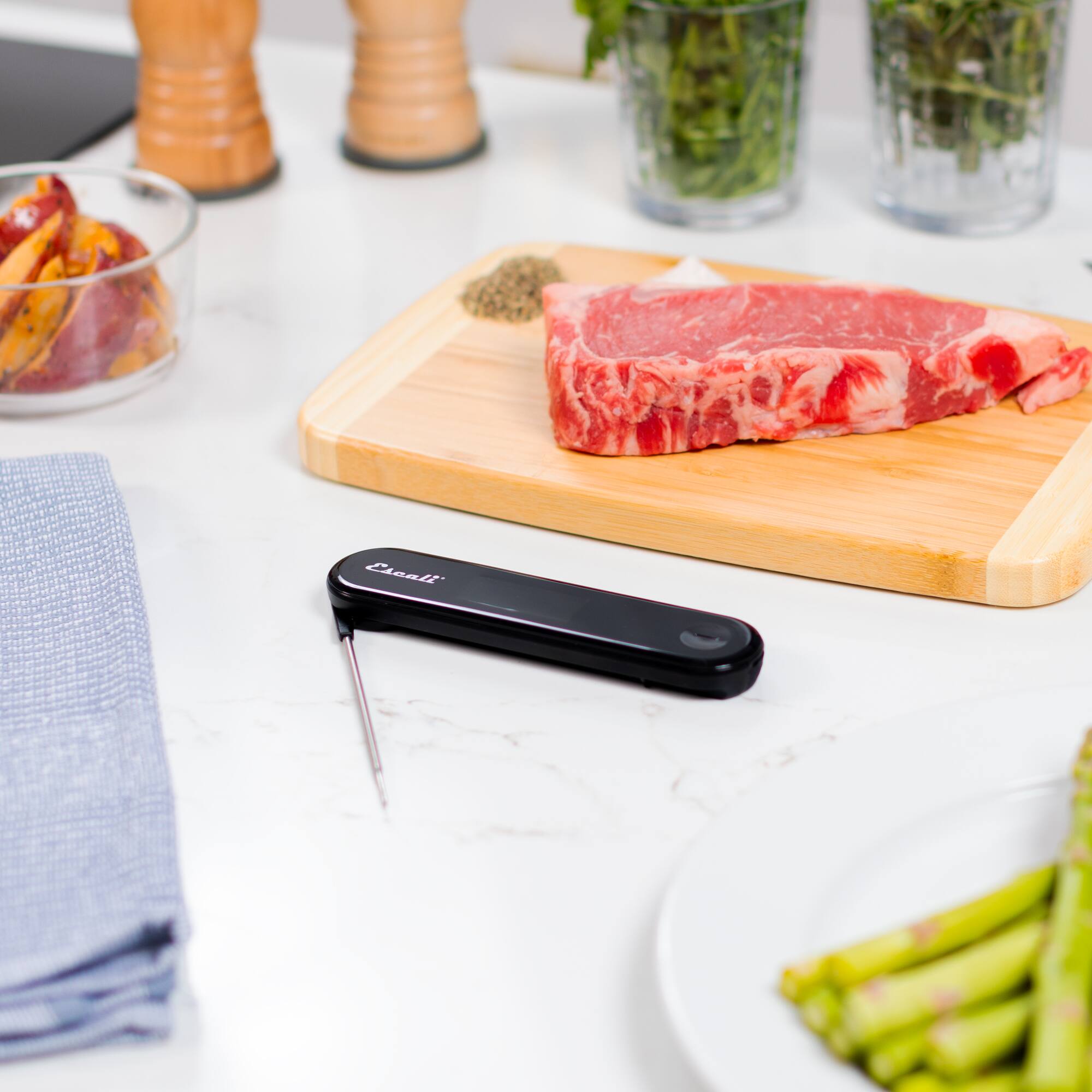 Back. Escali - Stelo Waterproof Folding Thermometer - Black.