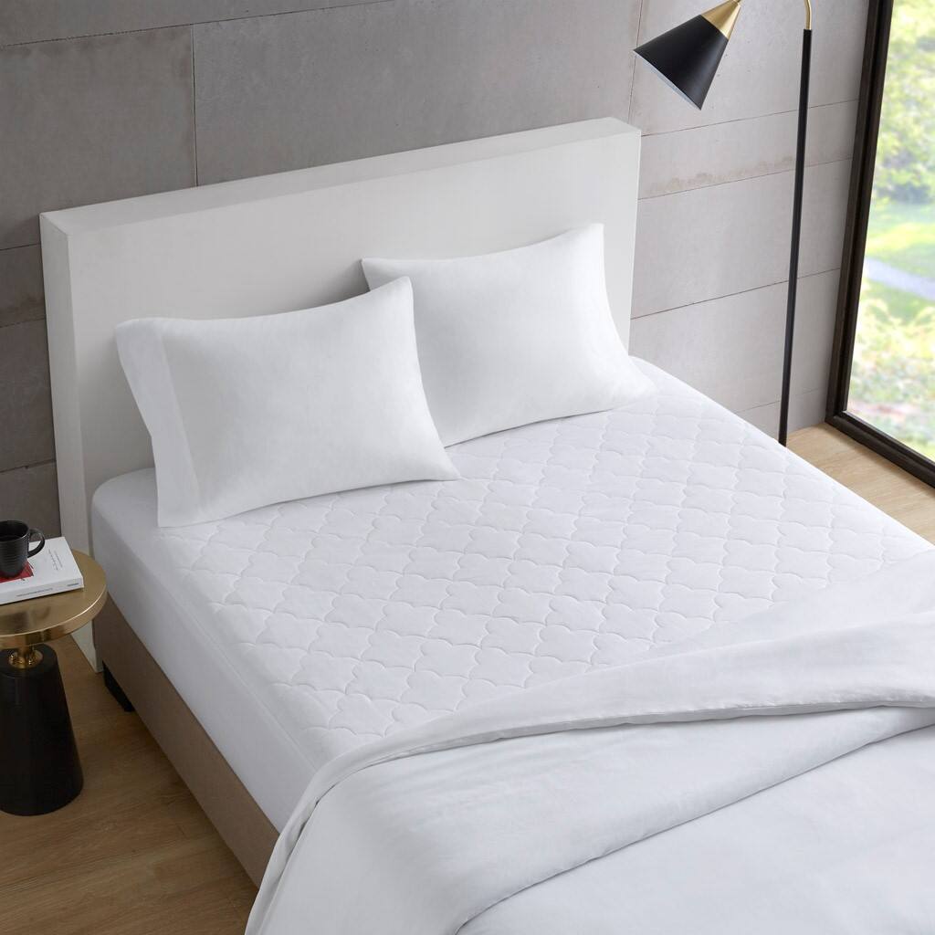 Alt View 3. Gracie Mills - Gracie Mills Carlo Solid Quilted Cotton Percale Mattress Pad - White.