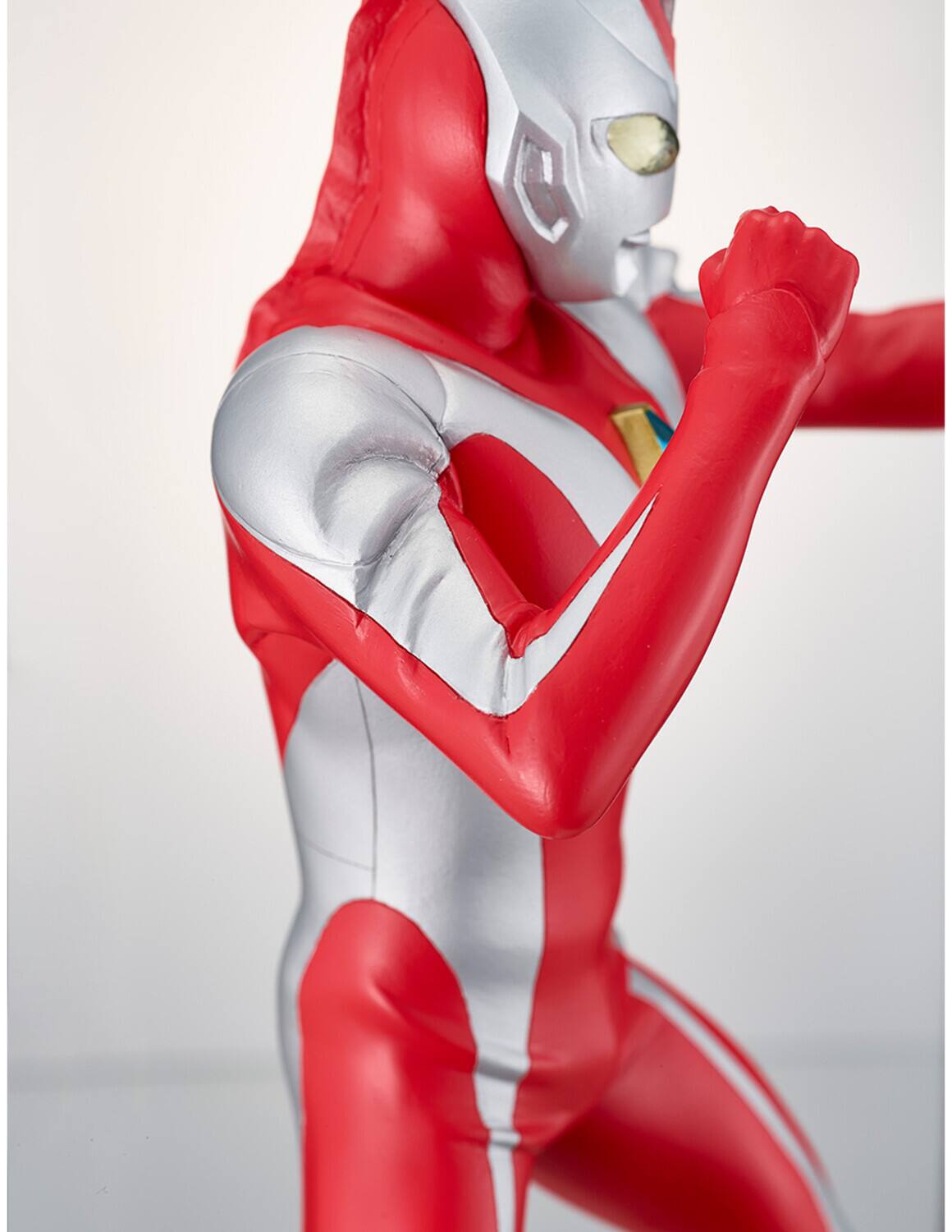 Alt View 2. PopMarket - BanPresto - Ultraman Dyna - Hero's Brave Statue Figure - Ultraman Dyna - Akai Daichi No Chikar - COLLECTIBLES - Multicolor.