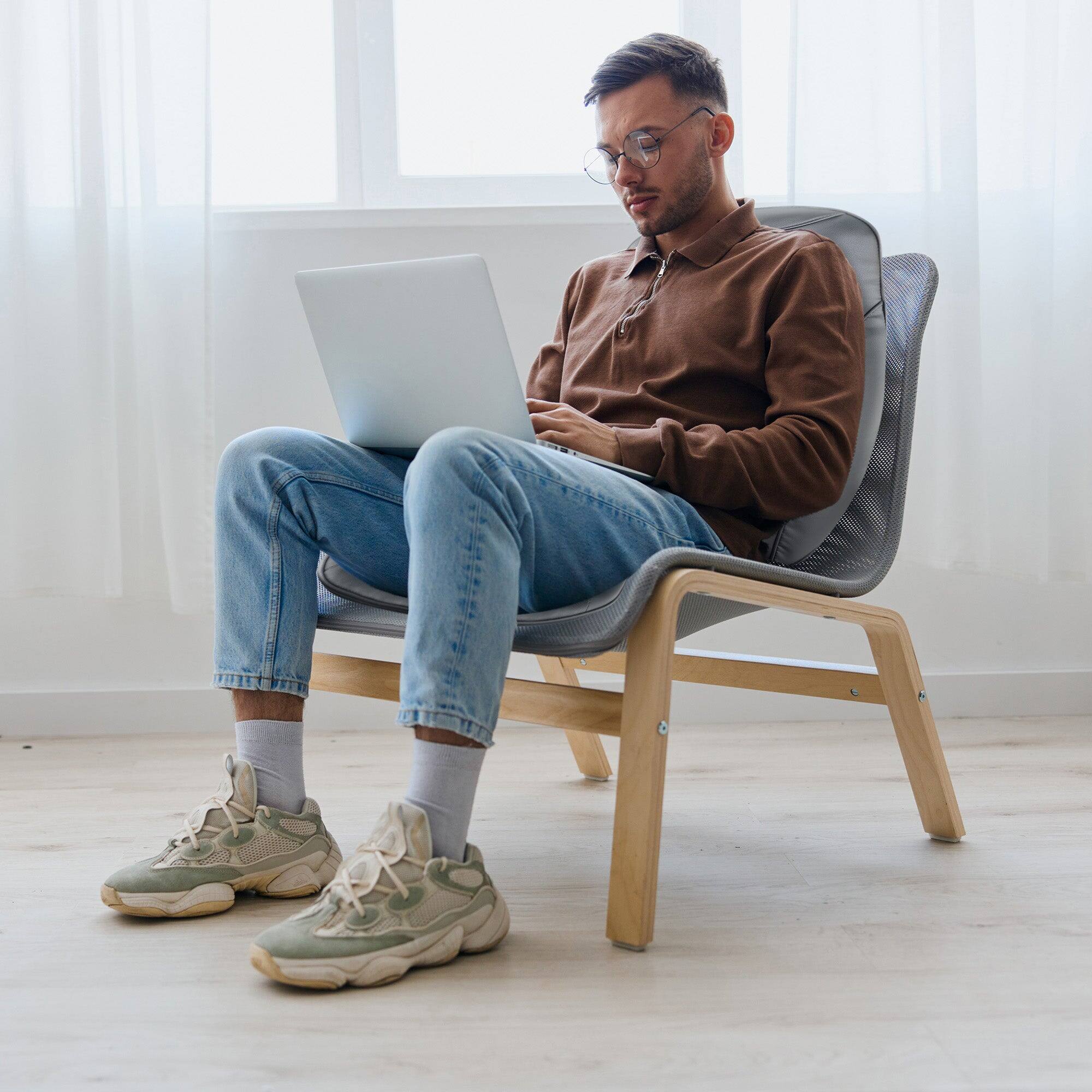 Alt View 2. Pursonic - Shiatsu Chair Massager with Vibration – Ultimate Relaxation - Black.