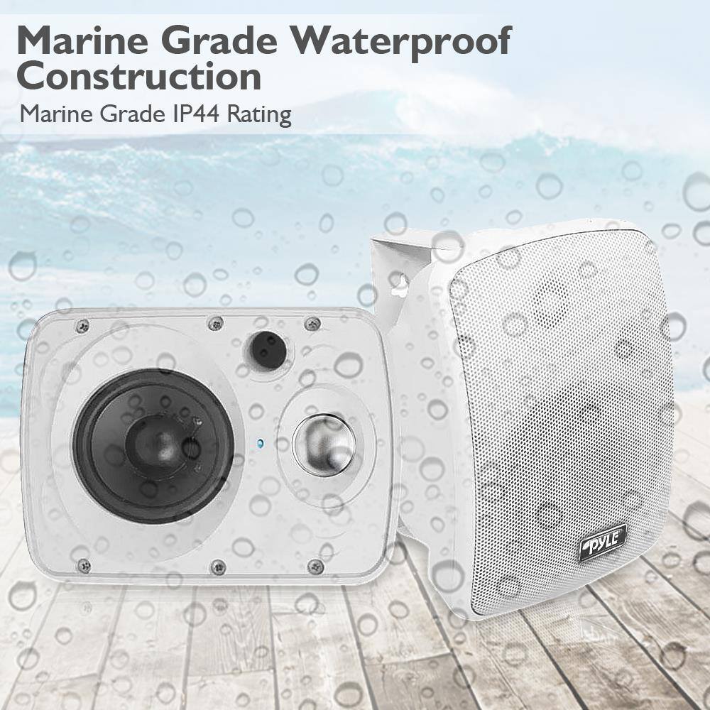 Marine Grade Waterproof Construction  
Marine Grade IP44 Rating