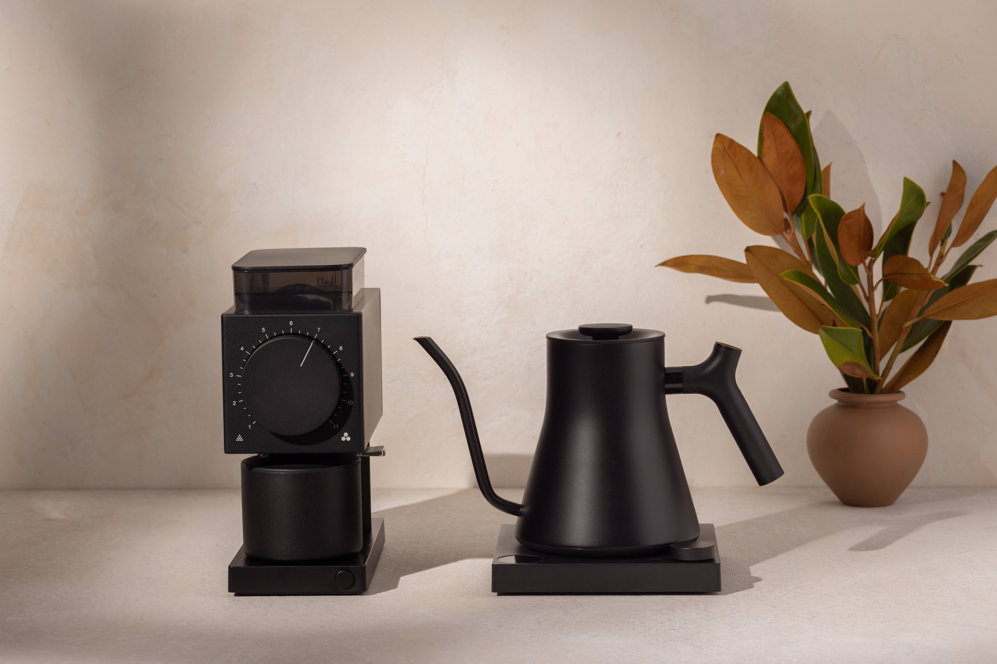 Alt View 21. Fellow - Ode Brew Grinder Gen 2 - Matte Black.