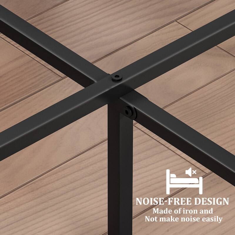 NOISE-FREE DESIGN  
Made of iron and Not make noise easily