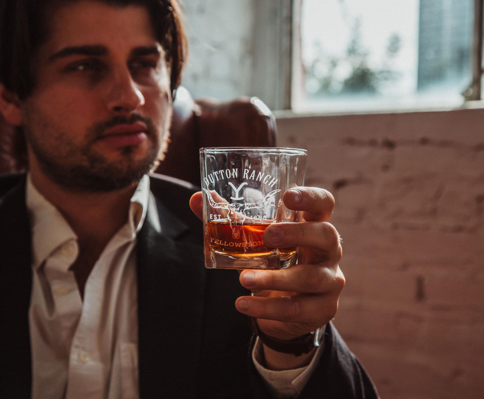 BUTTON RANCH  
EST 1886  
YELLOWSTONE