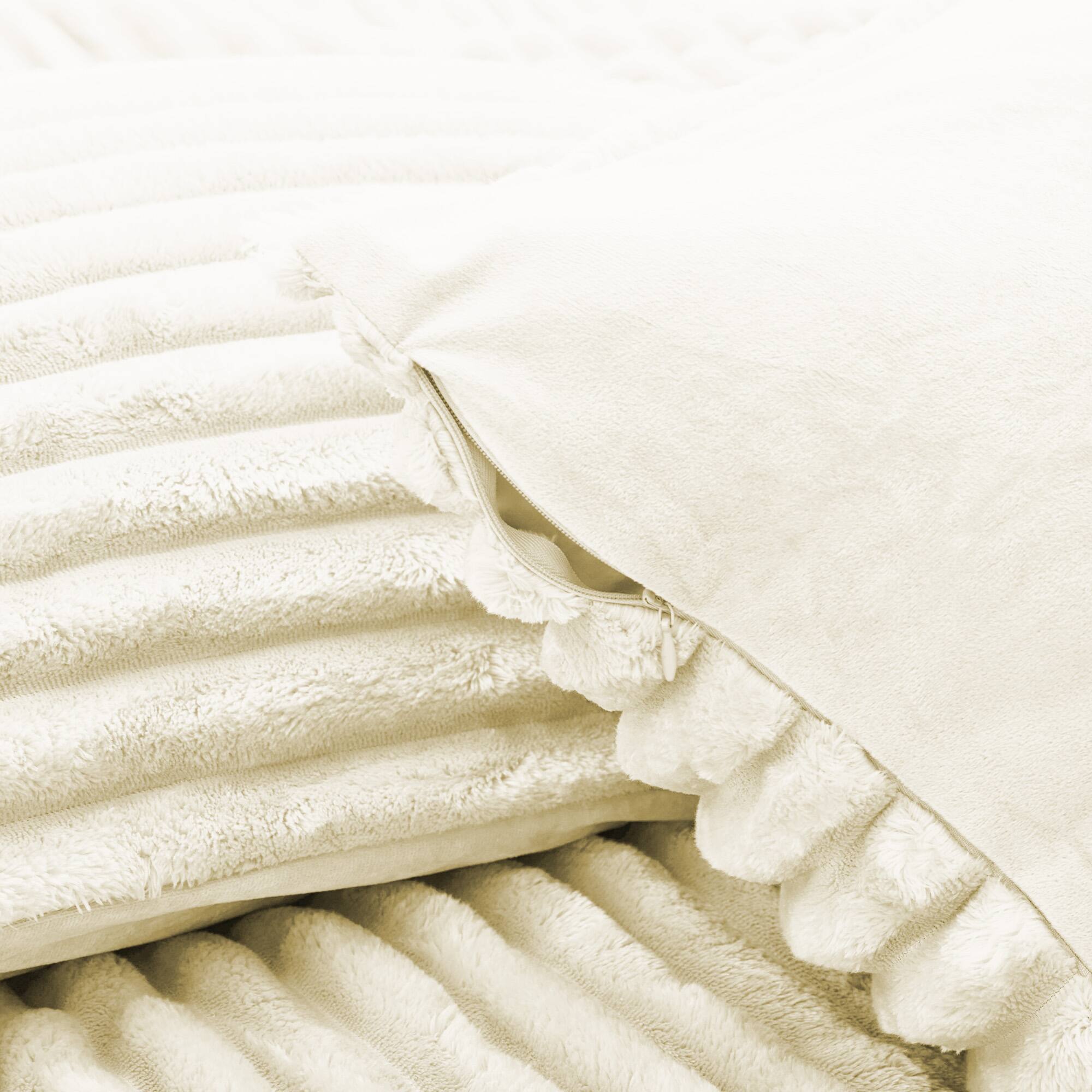 Alt View 1. Peace Nest - Peace Nest Flannel Fleece Plush Fuzzy Comforter Set Fluffy Bedding Set with 2 Pillowcases - Cream.