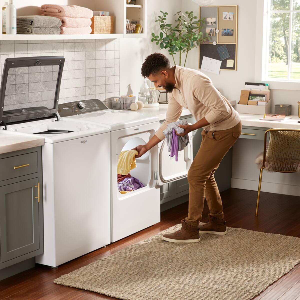 Alt View 7. Whirlpool - Whirlpool - 7.0 Cu. Ft. Whirlpool® Top Load Gas Dryer with Moisture Sensor .- White - White.