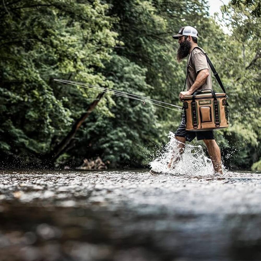 Angle. Mammoth - Highlander 30 Flip Lid Soft Cooler - Tan.