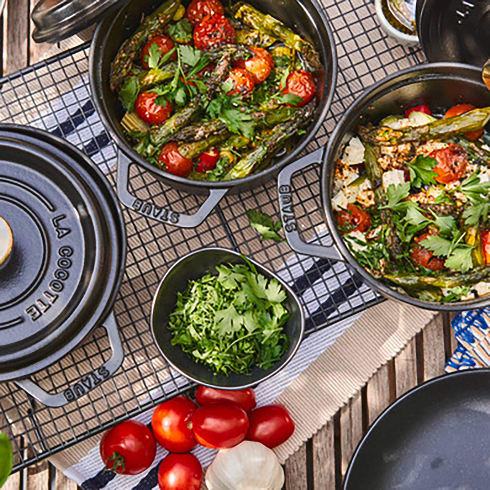 LA BNYAs COCOTTE STAUB STAUB