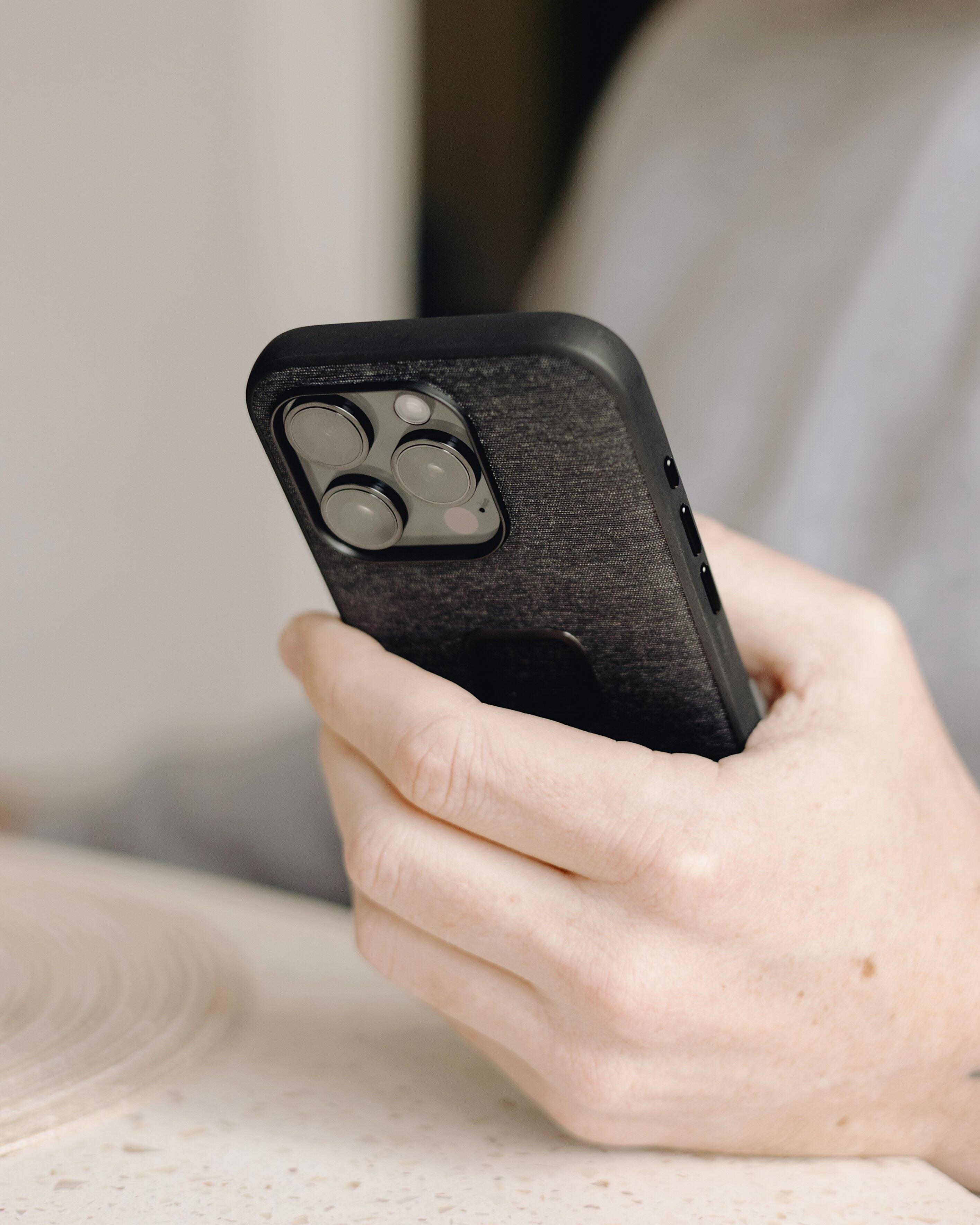 Alt View 2. Peak Design - Everyday Fabric Case v2 for iPhone 15 Pro Max - Charcoal.