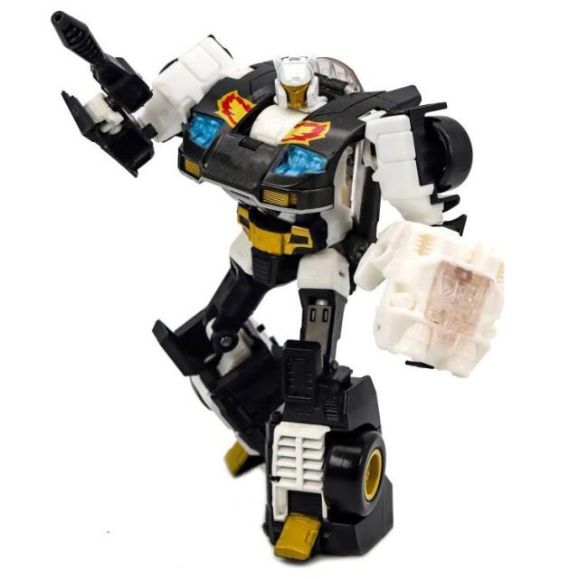 Alt View 6. Transformers - Ricochet Stepper Deluxe Class | Transformers Generations Power of the Primes.