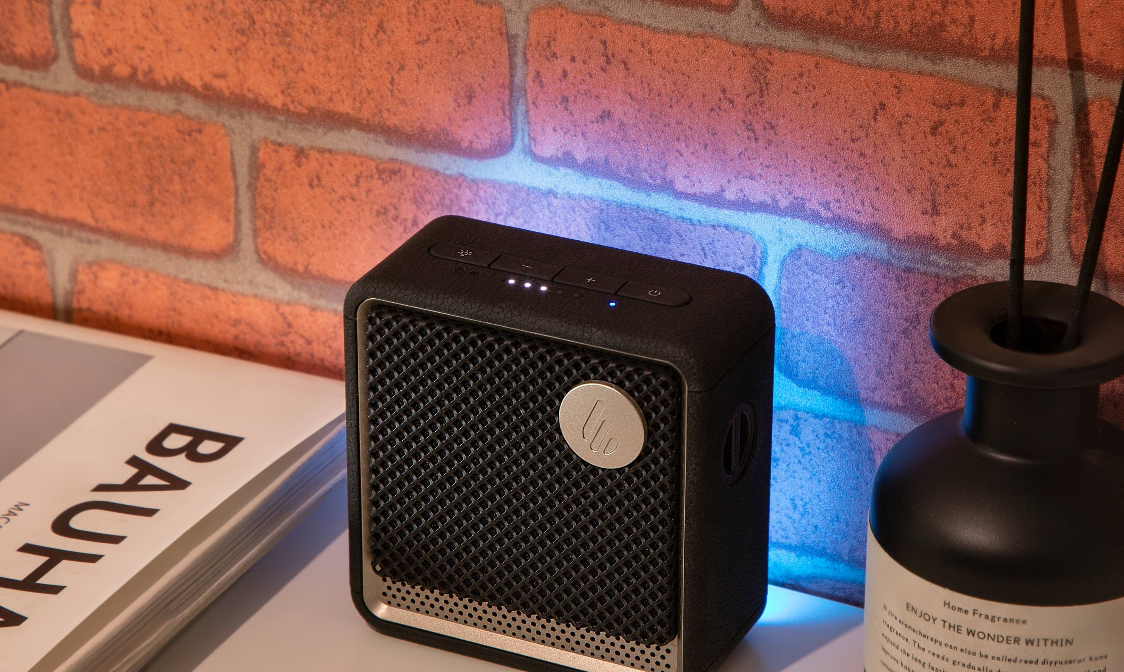 BAUH MAC
Home Fragrance
ENJOY THE WONDER WITHIN
The reeds can also be called reed diffuser. The home fragrance therapy can be gradual in the long run.