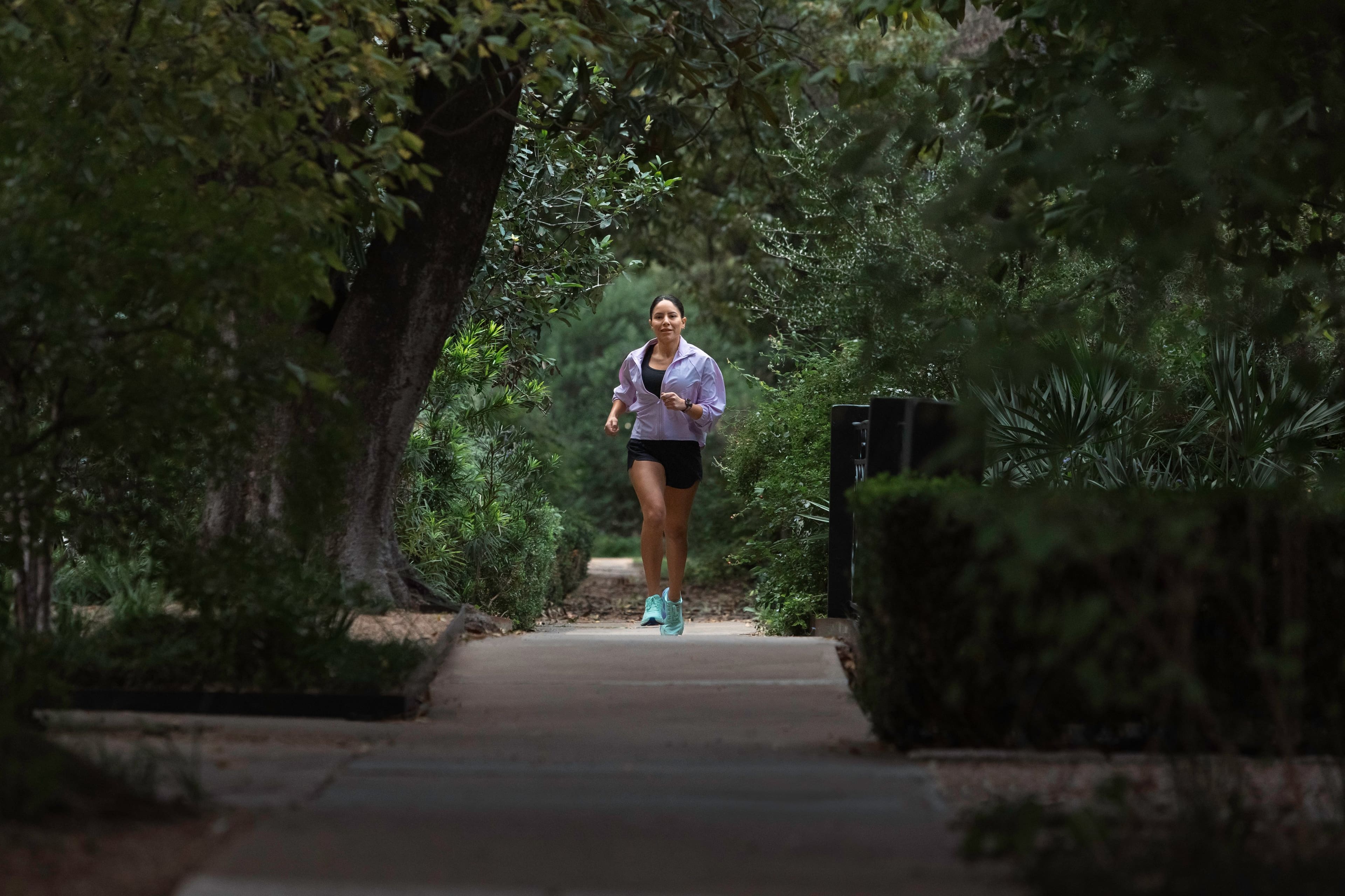 Alt View 2. Garmin - Forerunner 165 Music GPS Smartwatch 43 mm Fiber-Reinforced Polymer - Berry/Lilac.