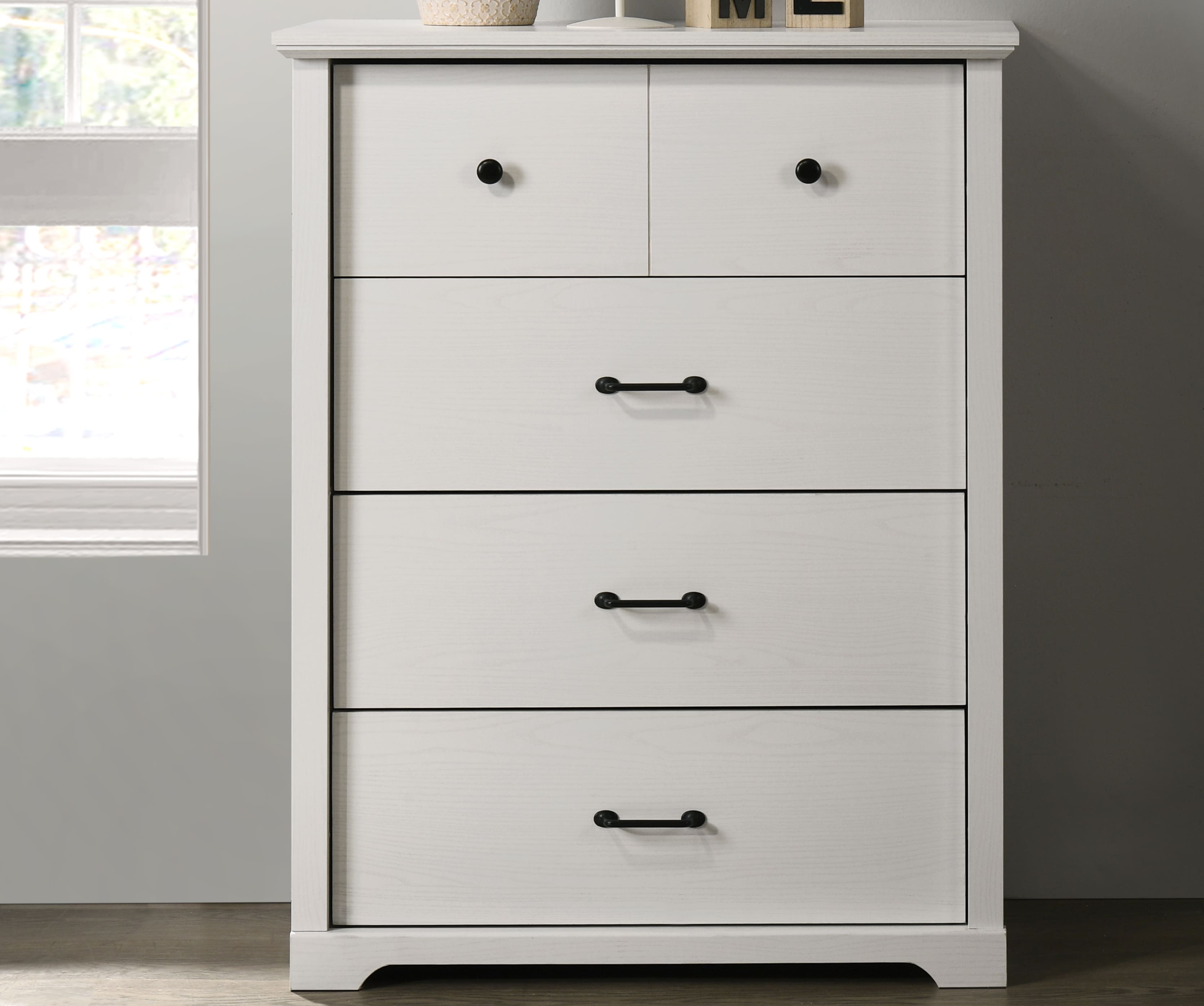 Forest'nSky - Wood 4 drawer 32 in. Wide Chest of Drawers for Living Room - White