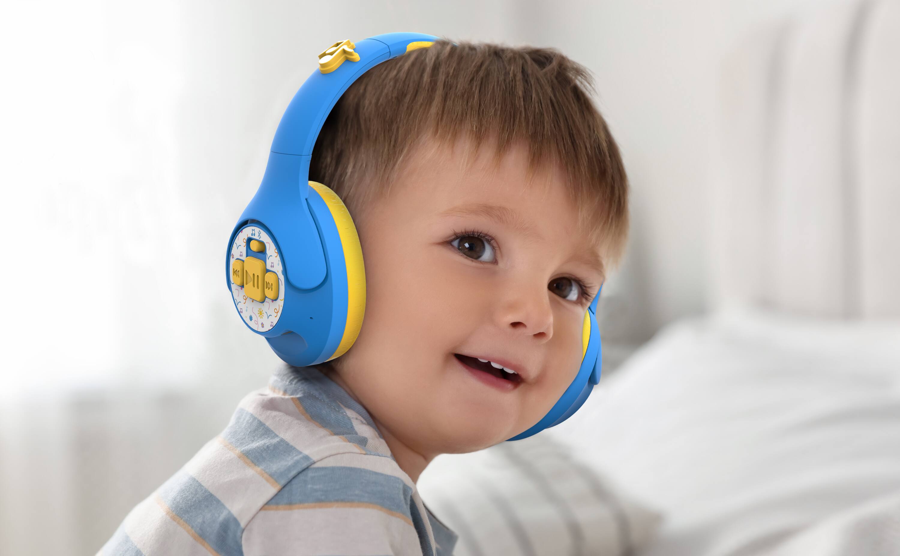Left. eKids - eKids Ms Rachel Bluetooth Headphones for Kids, Wireless Headphones with Built-in Nursery Rhymes - Blue.