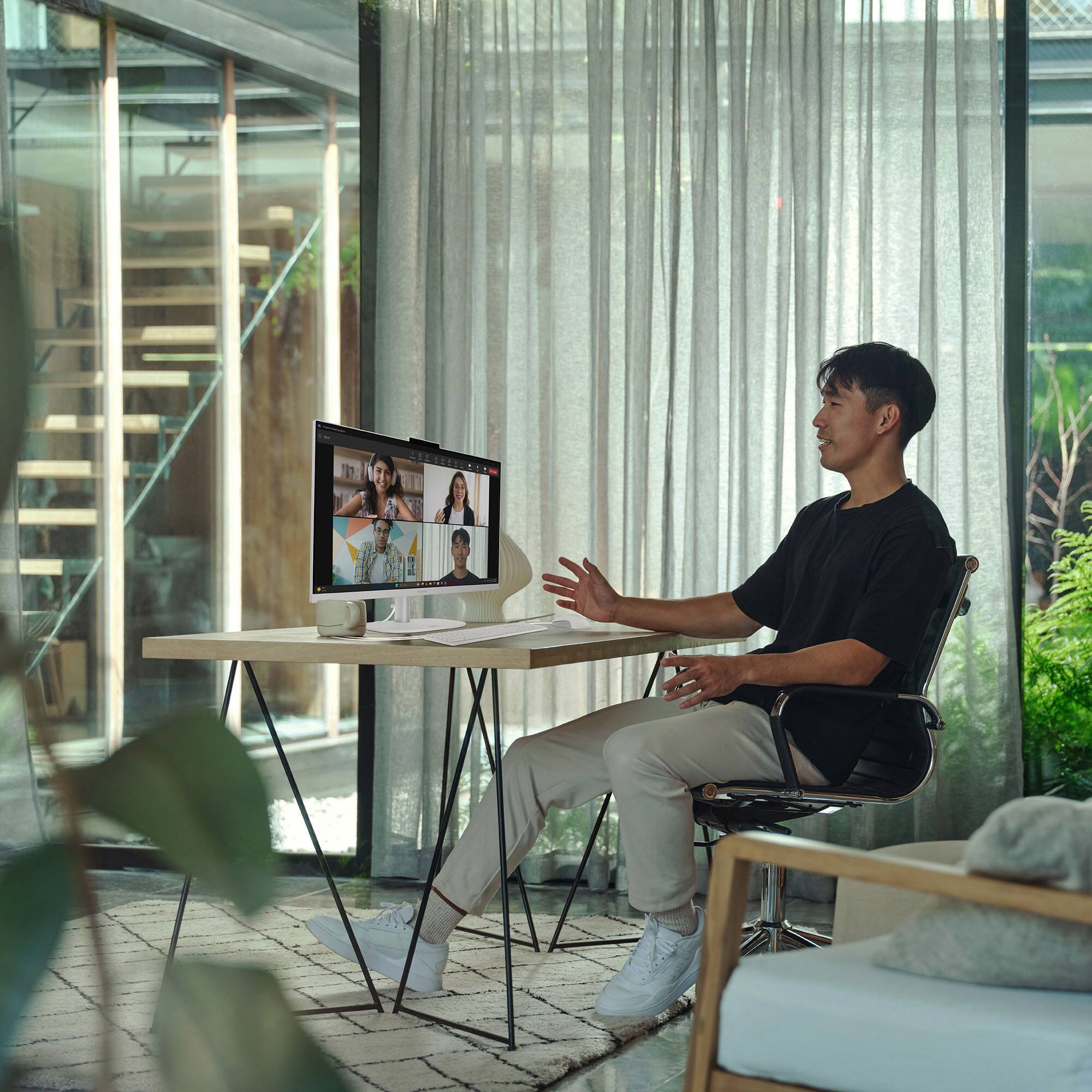 Alt View 10. HP - OmniStudio 23.8" Full HD All-in-One - Intel N150 Processor - 8GB Memory - 128GB UFS - Cashmere White.