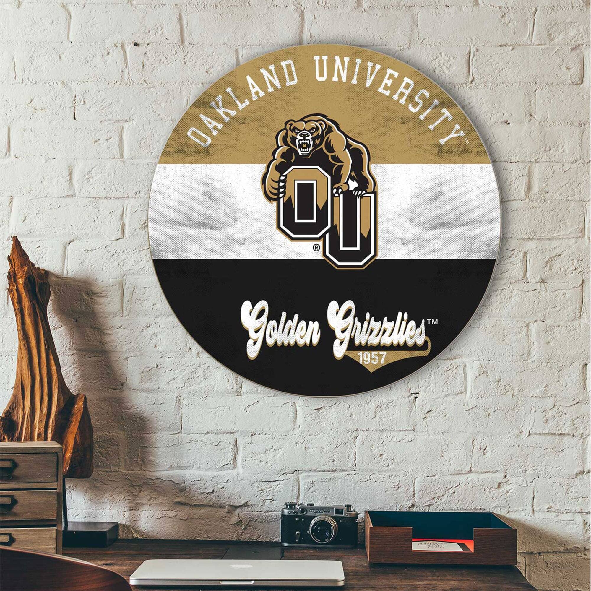 OAKLAND UNIVERSITY  
OU  
Golden Grizzlies  
1957