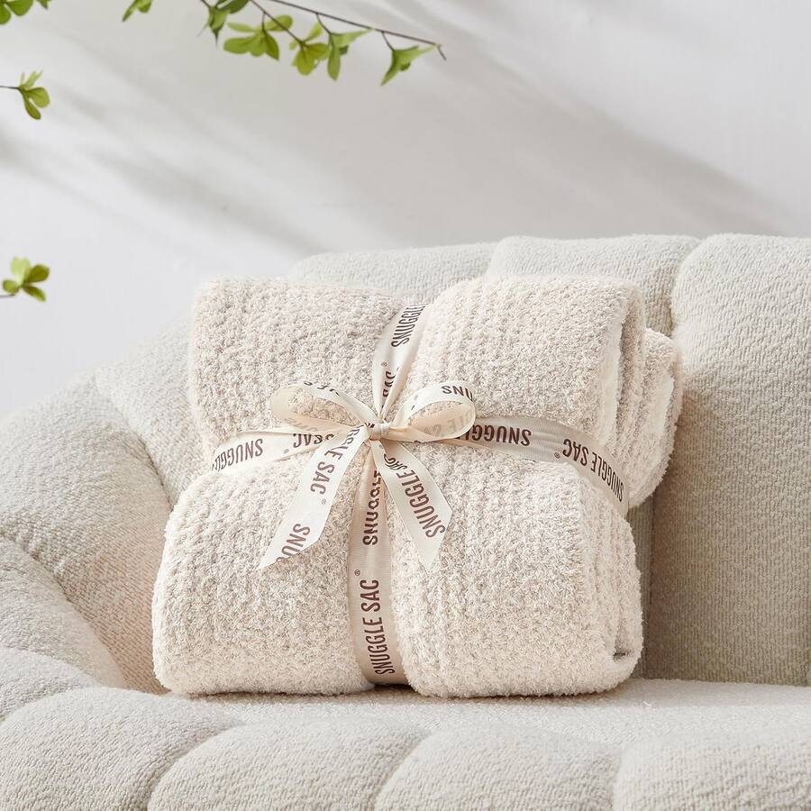 blue Paaaawaters Snuggle Sac Buttery Ivory Throw Blanket for Couch ...