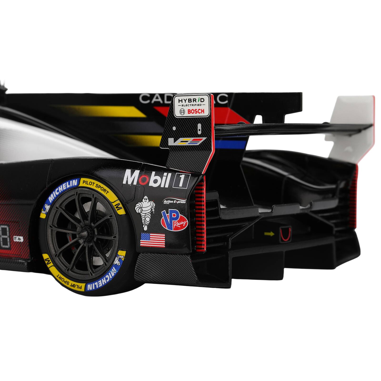 CAD HYBRID D ELETE:ED 8 BOSCH  
Mobil 1 MICHELIN PILOT SPORT  
M V Py M SPORT WNICHERIN PILOT