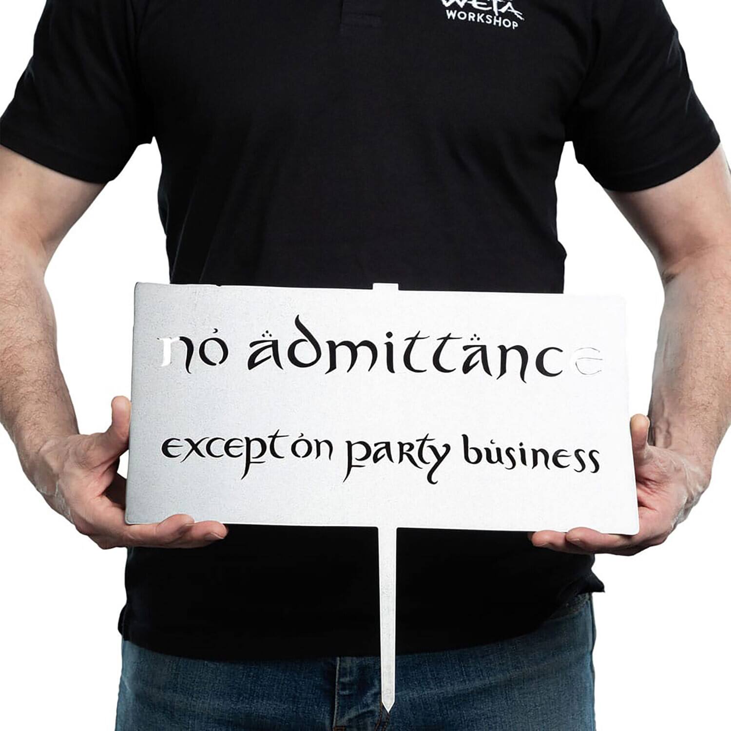 WORKSHOP no admittance except on party business