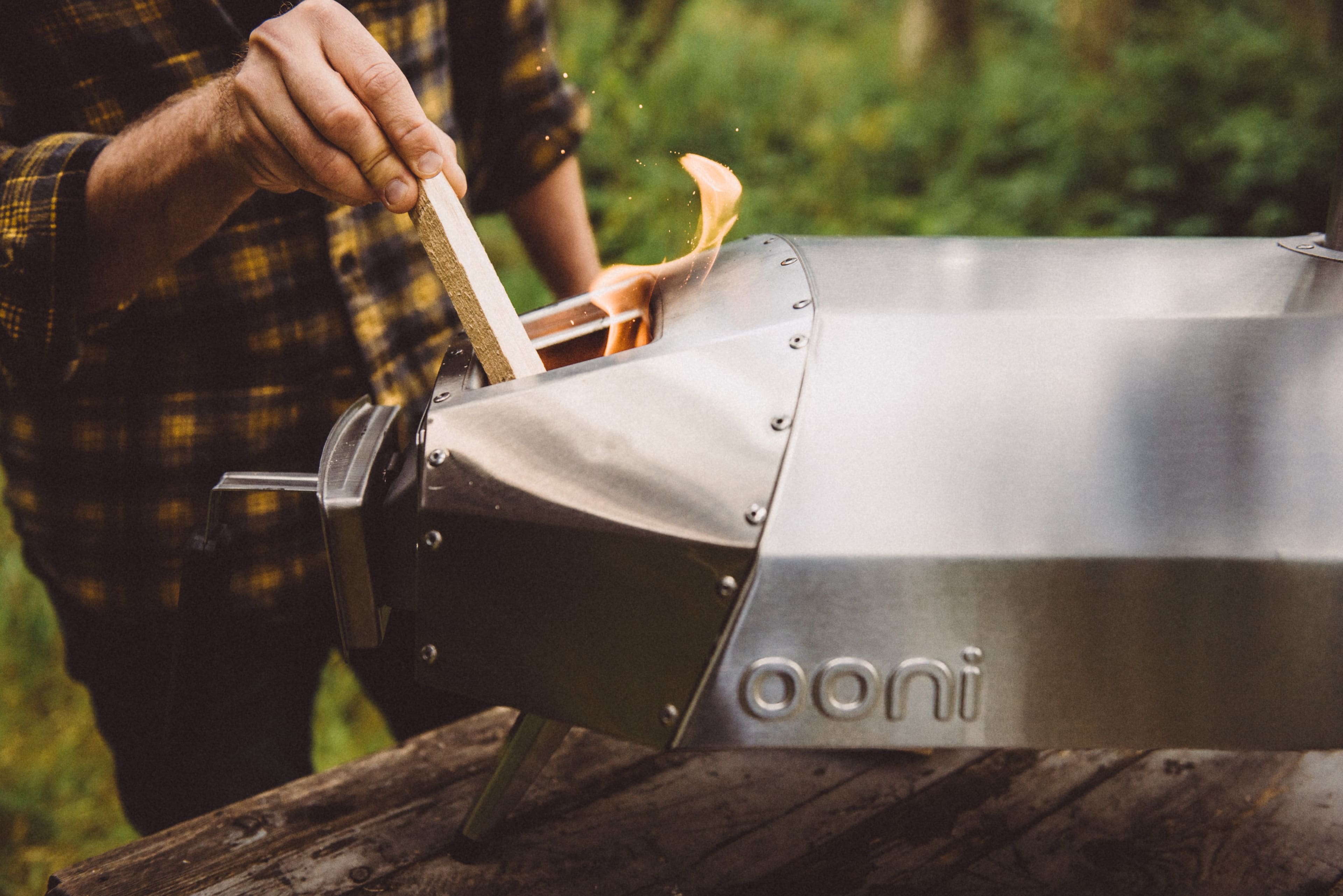 Alt View 11. Ooni - Karu 12 Multi-Fuel Outdoor Portable Pizza Oven - Silver.
