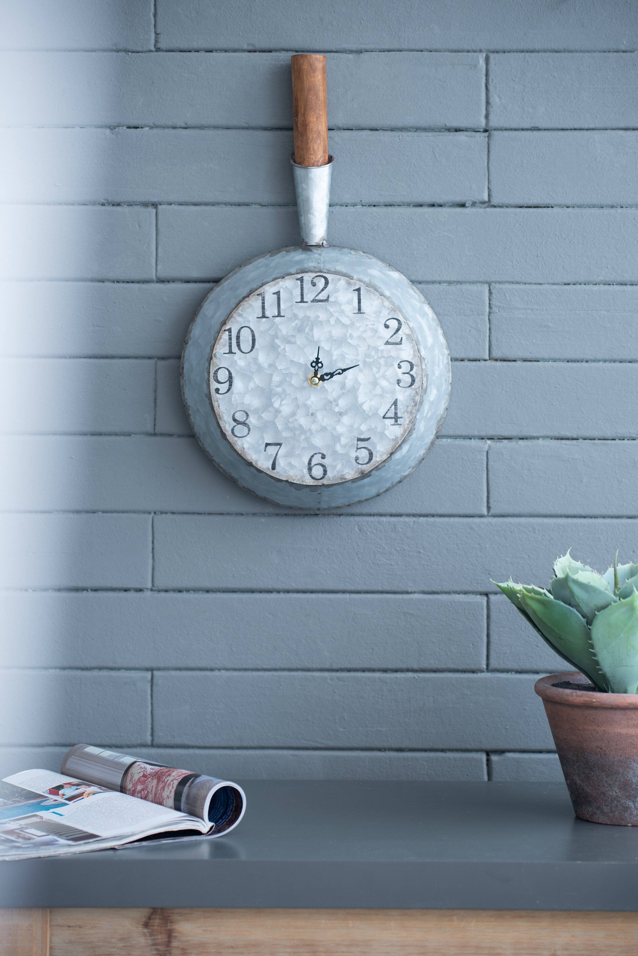 Front. Siljoy - Rustic Wall Clock with Pan Design - Galvanized Iron and Wood Vintage Style Clock for Kitchen Living Room Decor - Gray.