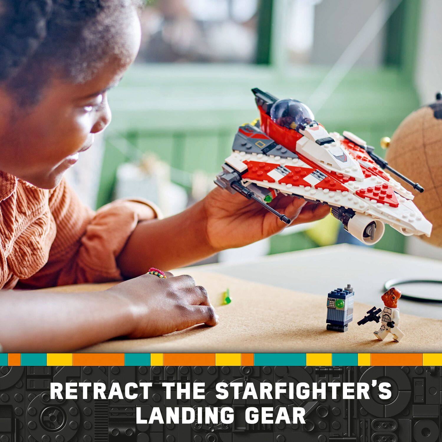 Retract the Starfighter's landing gear.