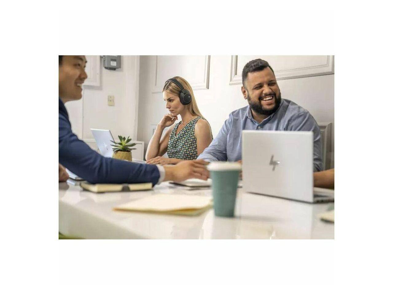 Alt View 5. HP - Poly Voyager Surround 80 UC USB-C Headset +USB-C/A Adapter (8G7T9AA) - Black - Black.