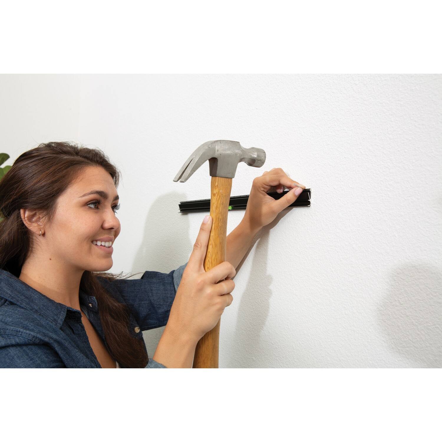 Angle. Hangman - Hangman S-2065 32-in. To 65-in. No Stud Tv Hanger - Black.