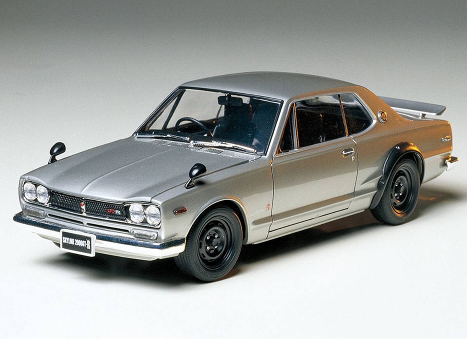 SKYLINE 2000GT-R