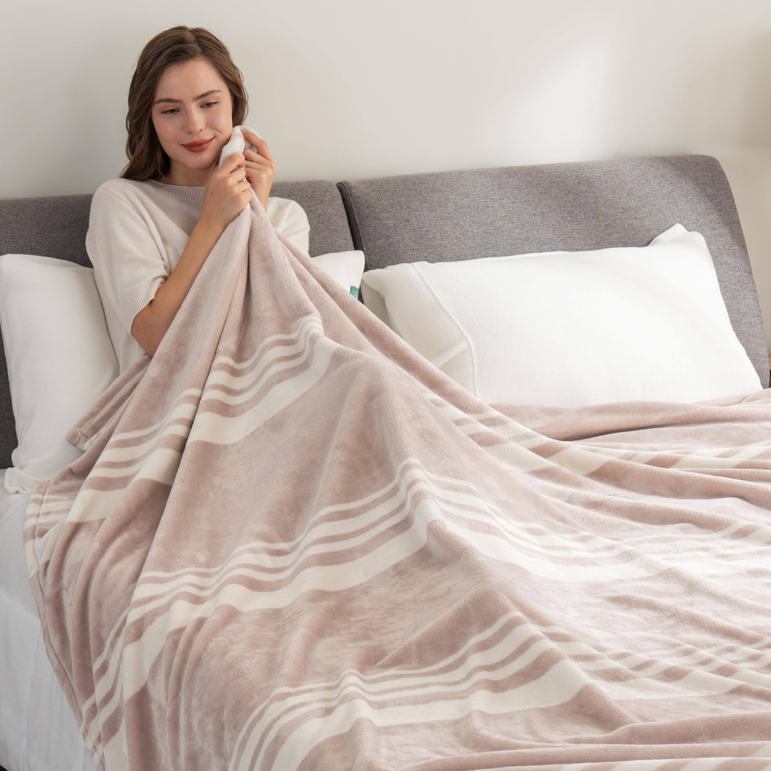 Alt View 3. Paradigms Interiors - -classic Heavyweight Soft Printed Velvetloft Plush Blanket Full queen Size Fuzzy Warm For Couch Sofa Bed St... - Purple Pitch-Throw/Throw XL.