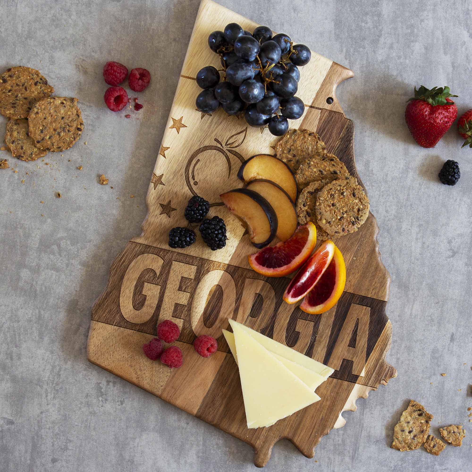 Angle. Rock & Branch - Origins Series Georgia Cutting Board.