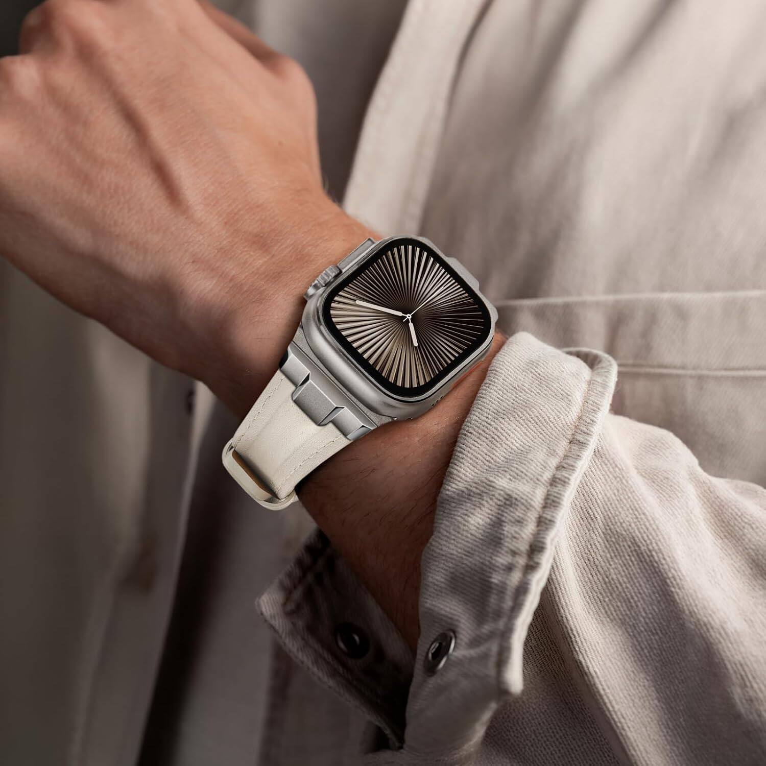 Titanium/Pebble White