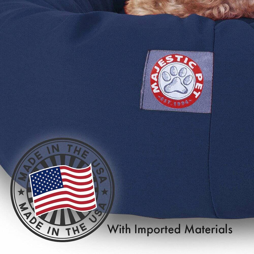 MAJESTIC PET  
EST 1994  

MADE IN THE USA  
MADE IN THE USA  
With Imported Materials