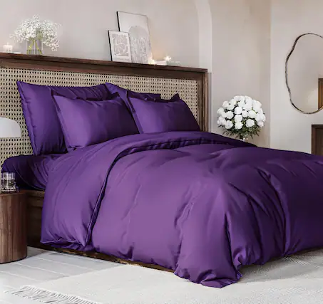 Front. CGK Linens - Luxury Soft Premium Duvet Cover Set - Zipper Closure & Matching Pillow Shams - Queen - Purple.