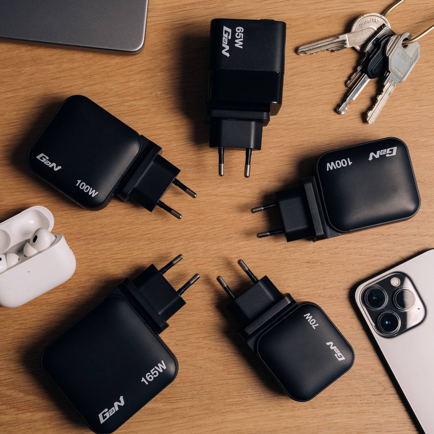 GaN 100W  
GaN 65W  
GaN 165W  
GaN 70W  
GaN 100W