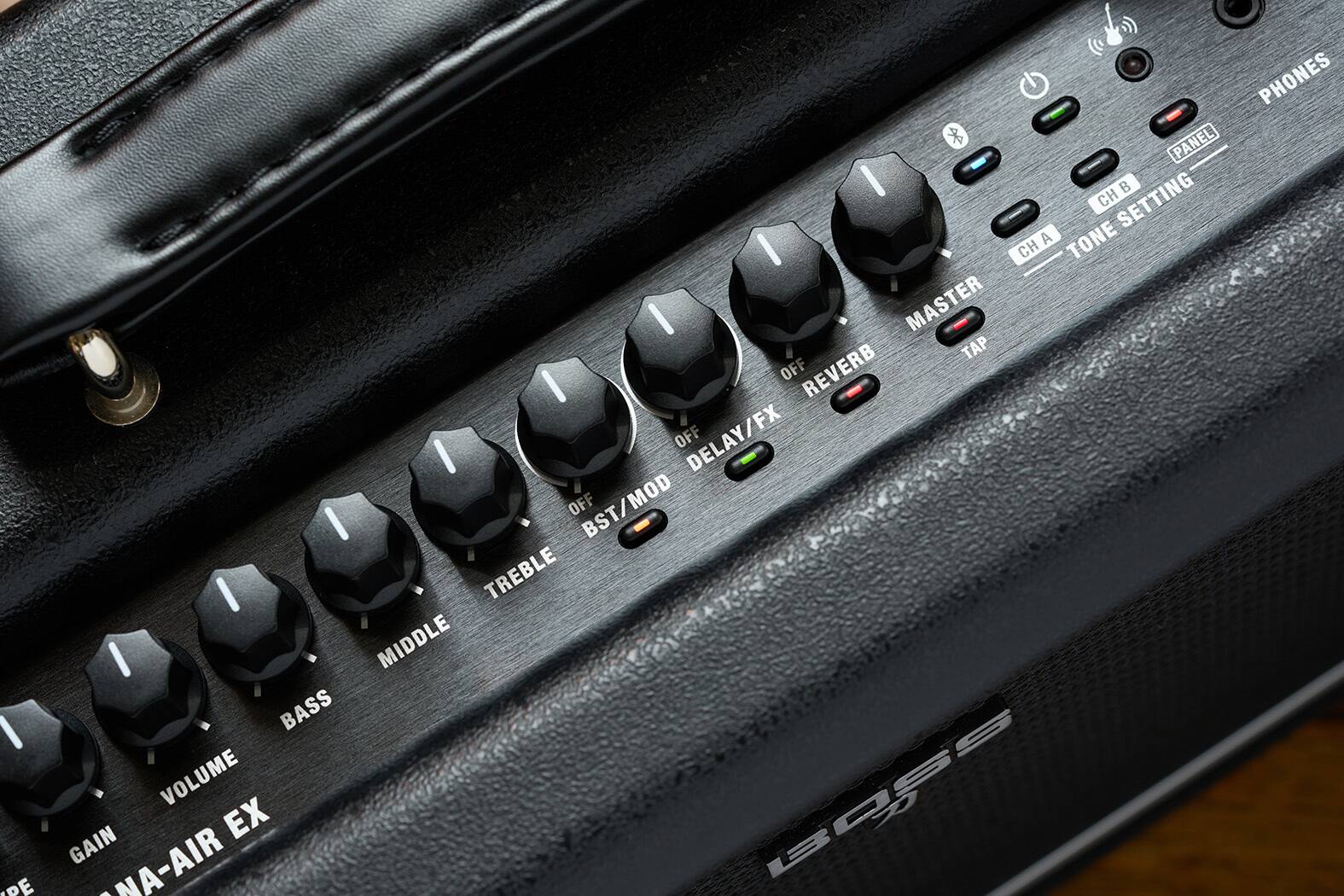 I.OE ;)) ge PANEL I CH B SETTING A TONE I CH I MASTER TAP OFF REVERB I OFF DELAY/FX I OFF BST/MOD MOD I BST I TREBLE I MIDDLE BASS VOLUME BOSS EX GAIN -NA-AIR PHONES